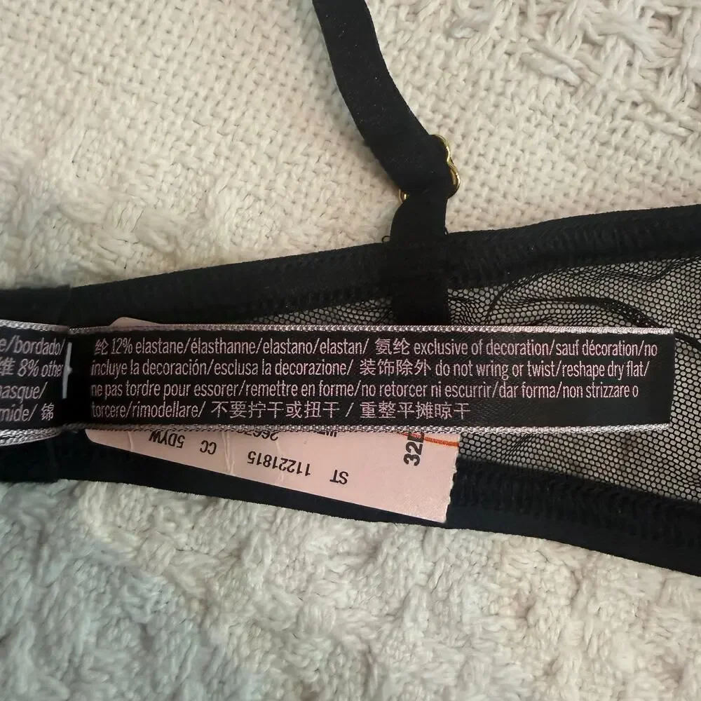 Victoria's Secret Very Sexy 32D strappy low cut demi choker bra BC3 3216